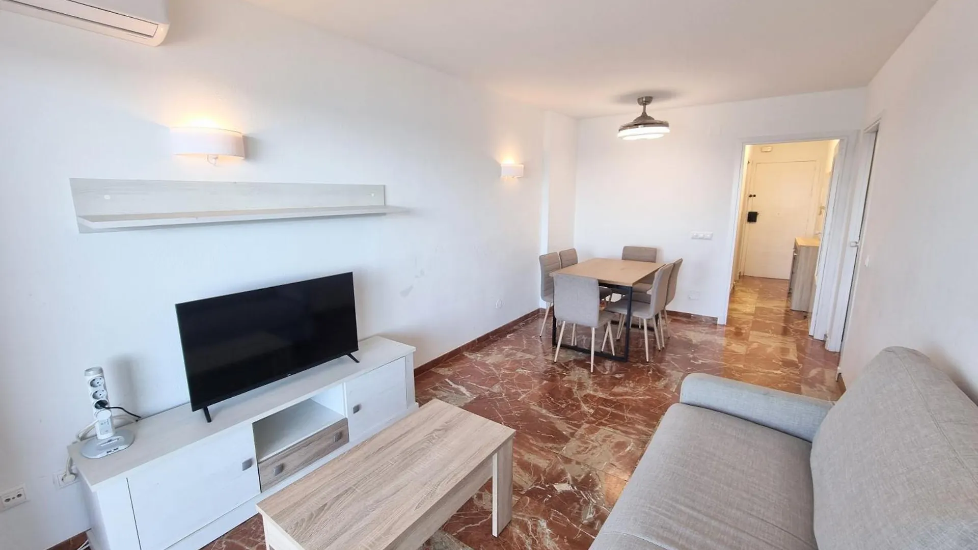 Las Antillas II Front Sea Views Pool Fuengirola Apartment
