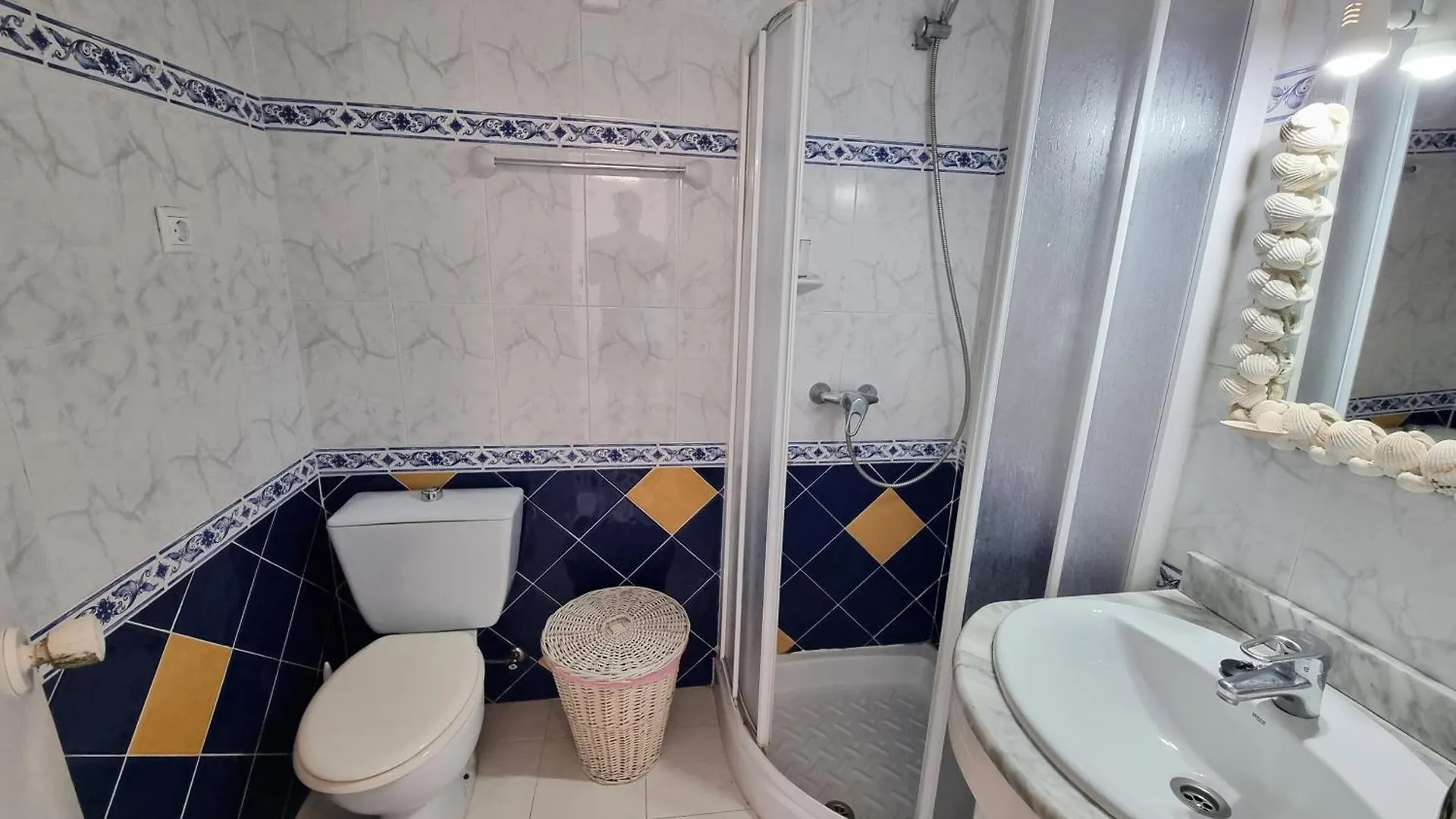 Las Antillas II Front Sea Views Pool Fuengirola